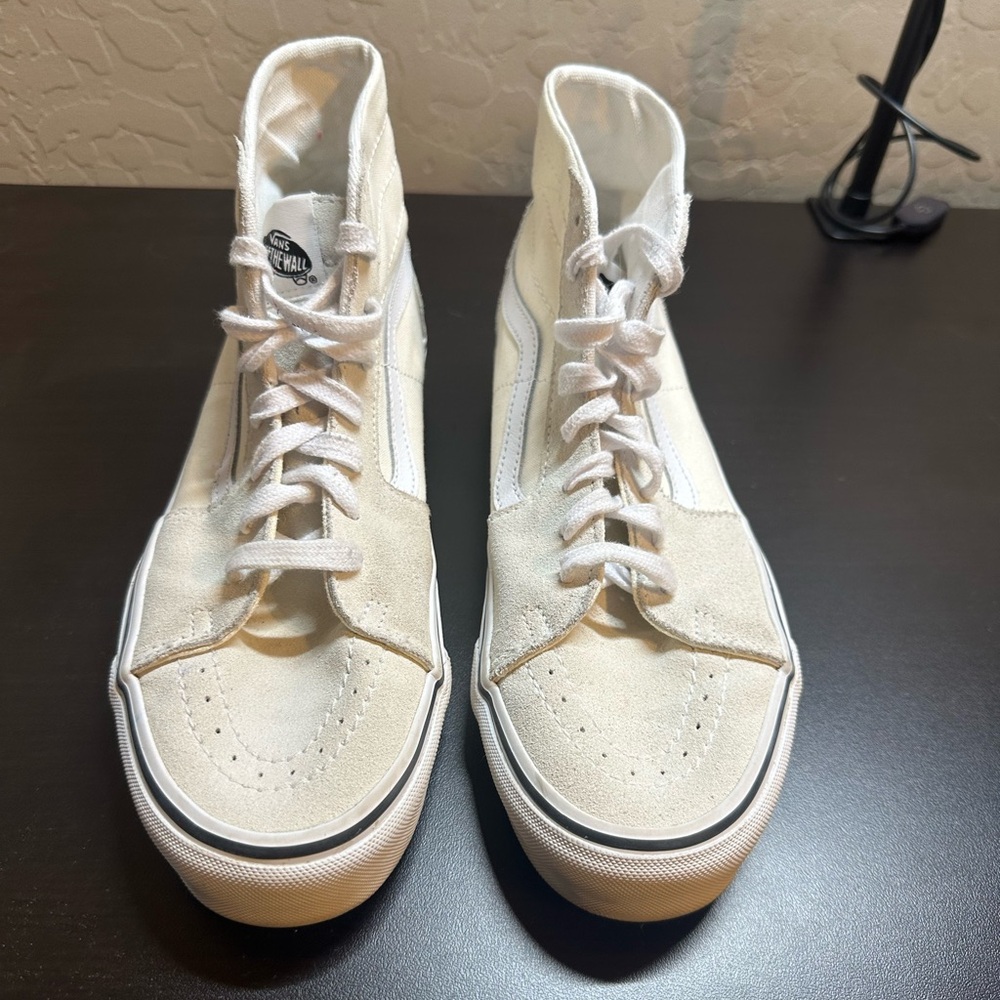 Suede Hightop Vans sz 8 men's